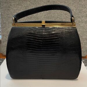 Bellestone Elegant Vintage Black Alligator Skin Handbag